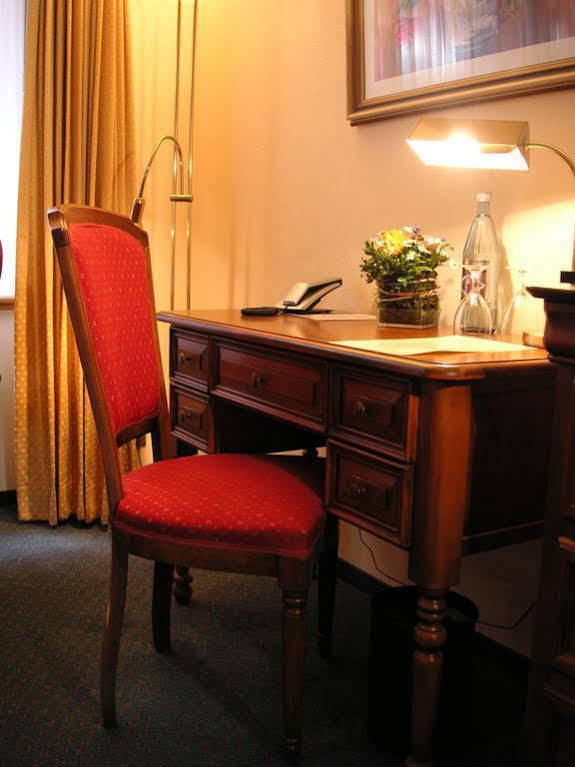 Weinbek Hotel Fockbek Buitenkant foto